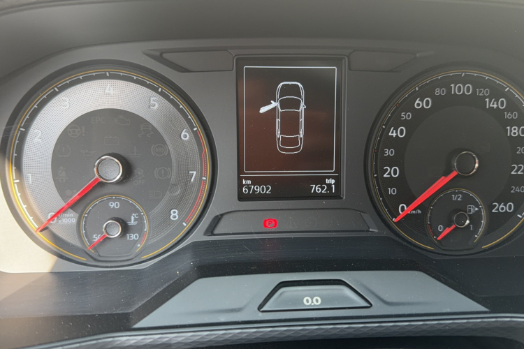 Volkswagen Lavida 2019 #8 Volkswagen Lavida 2019 car image #8