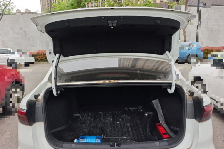 GEELY Emgrand 2024 #17 GEELY Emgrand 2024 car image #17