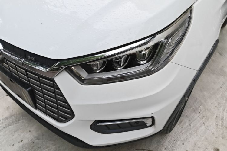 BYD Yuan New Energy 2019 immagine di auto #23