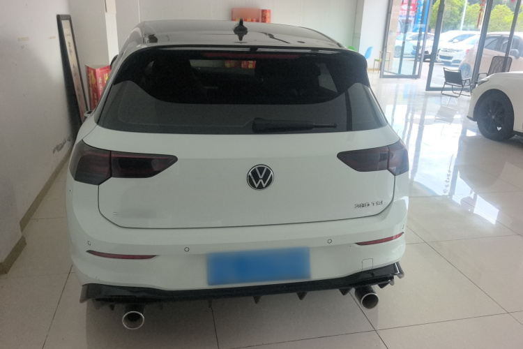 Volkswagen Golf 2021 car image #11