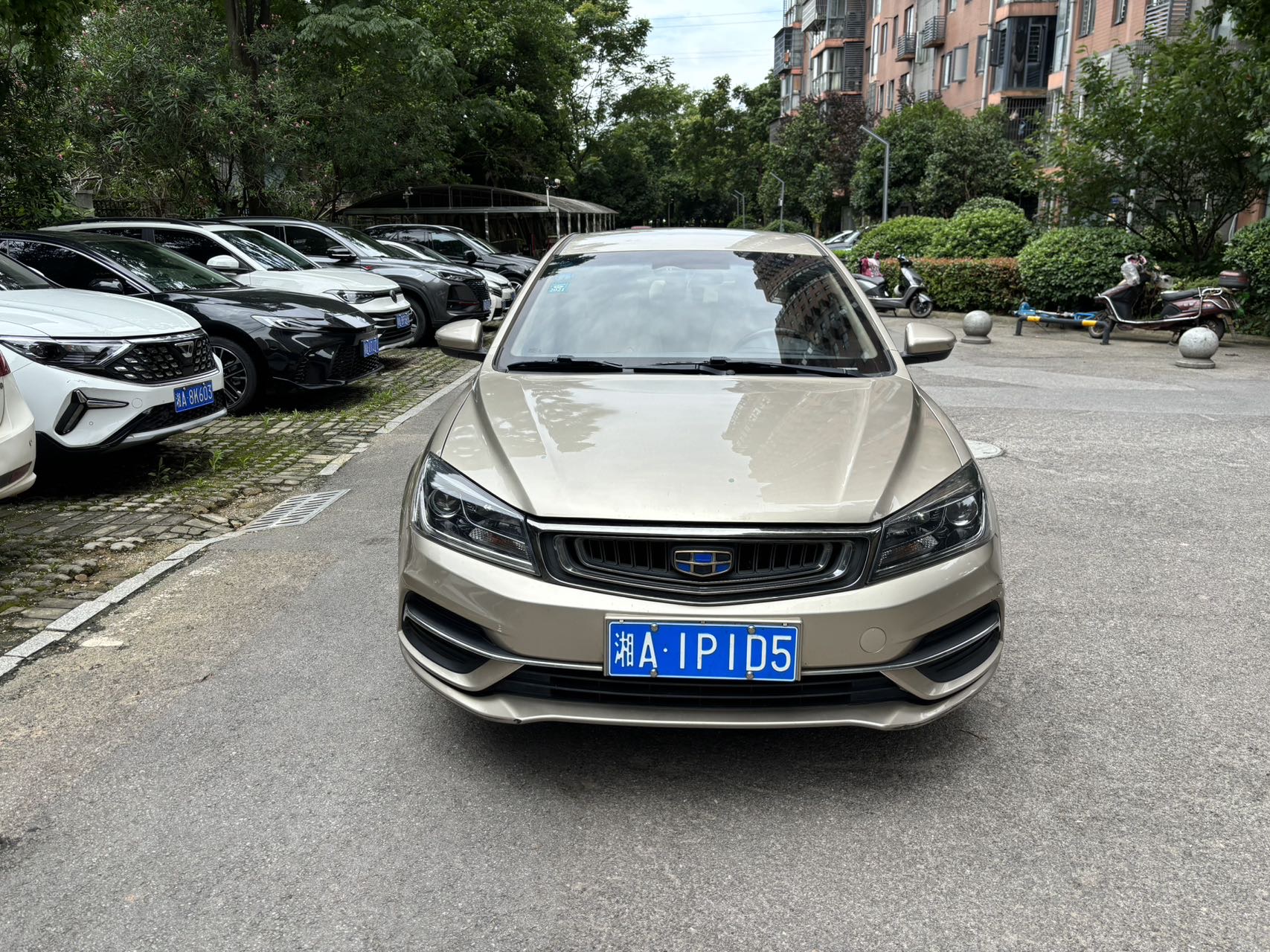 GEELY Emgrand 2019 #4 GEELY Emgrand 2019 car image #4