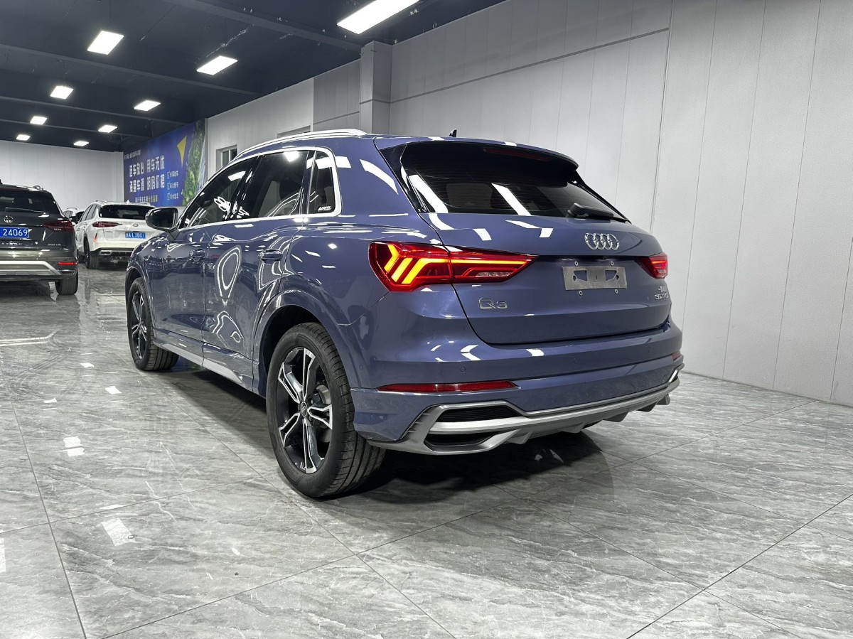 Audi Q3 2022 #9 Audi Q3 2022 car image #9