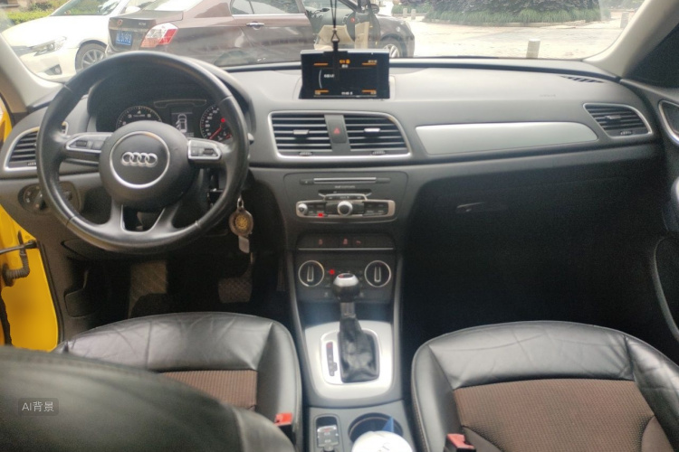 Audi Q3 2018 #11 Audi Q3 2018 car image #11