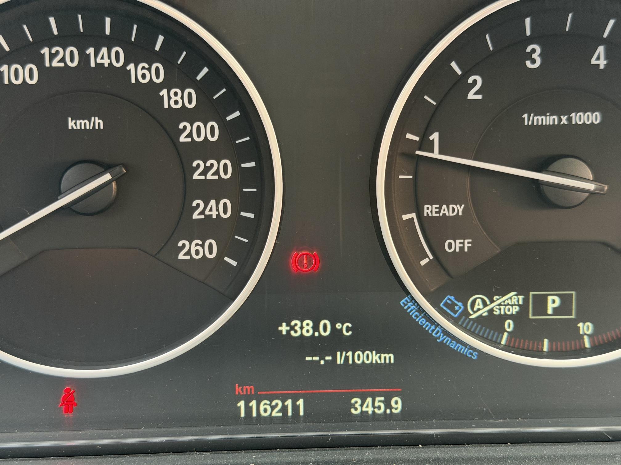 BMW 3 Series 2018 #8 BMW 3 Series 2018 car image #8