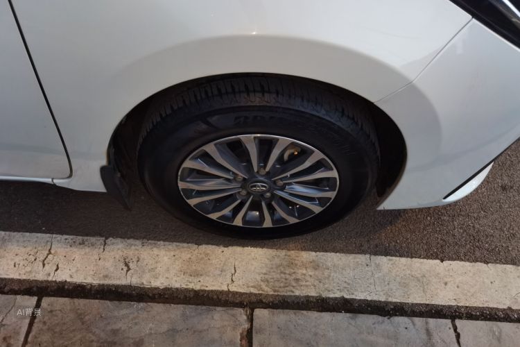Toyota Corolla 2017 #9 Toyota Corolla 2017 car image #9