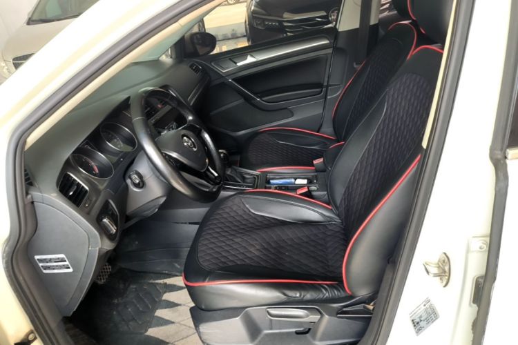 Volkswagen Golf 2015 car image #15