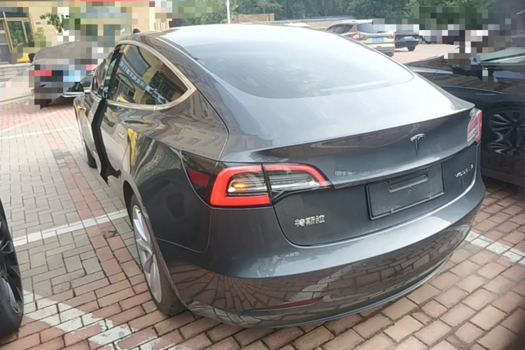 Tesla Model 3 2020 #5 Tesla Model 3 2020 immagine di auto #5