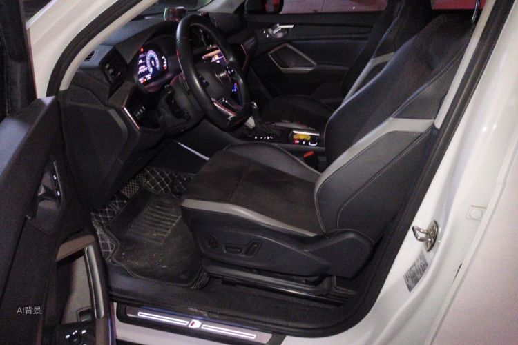 Audi Q3 2021 immagine di auto #18