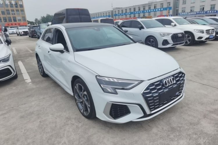 Audi A3 2023 car image #4