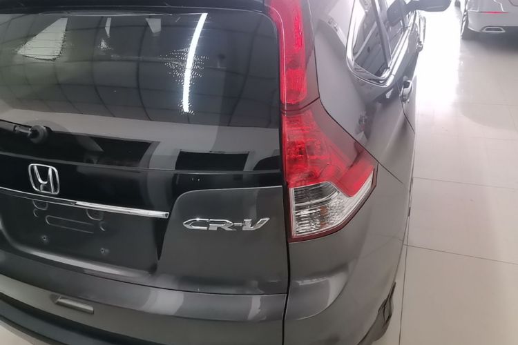 Honda CR-V 2015 #8 Honda CR-V 2015 car image #8