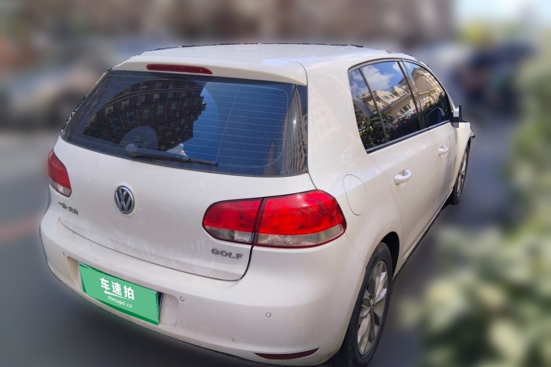 Volkswagen Golf 2013 car image #4