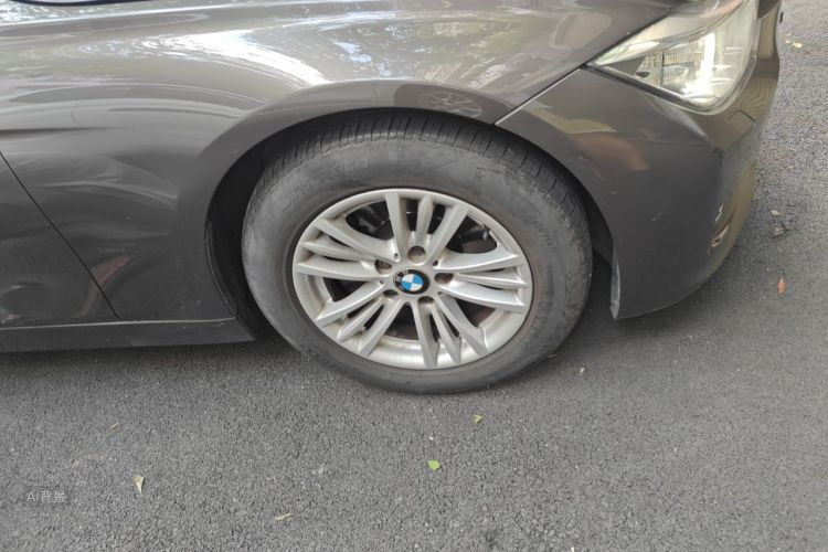 BMW 3 Series 2015 car image #9
