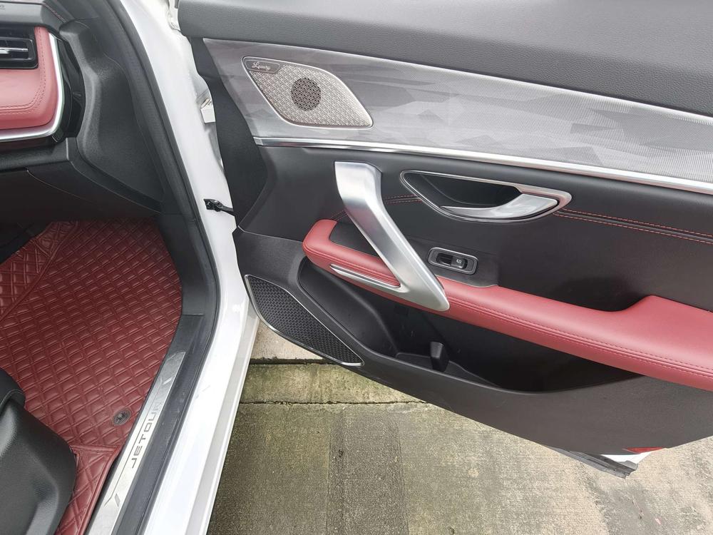 Jetour X70 PLUS 2023 car image #7