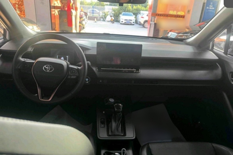 Toyota Corolla Cross 2026 #13 Toyota Corolla Cross 2026 car image #13