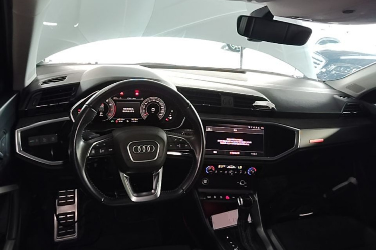 Audi Q3 2022 #10 Audi Q3 2022 car image #10