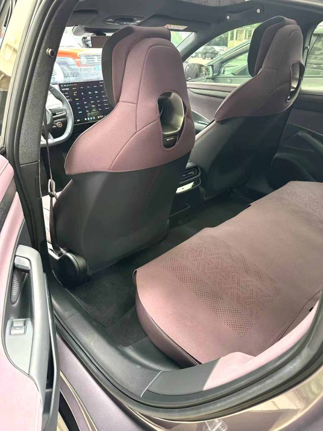 MI SU7 2024 imagen de coche #4