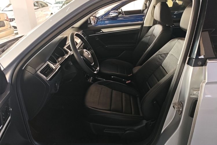 Volkswagen Bora 2018 #15 Volkswagen Bora 2018 صورة سيارة #15