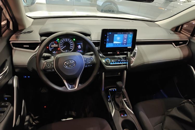 Toyota Corolla Cross 2022 #10 Toyota Corolla Cross 2022 car image #10