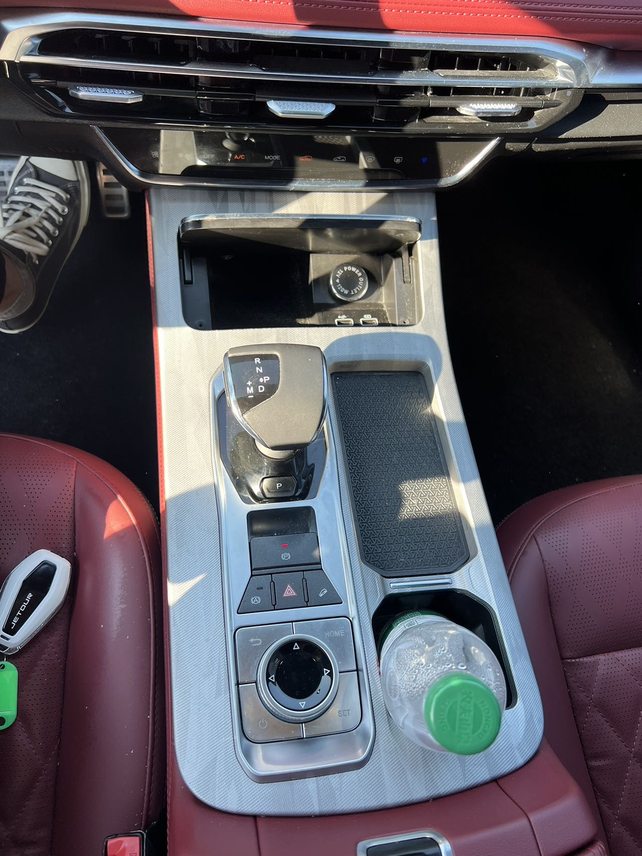 Jetour X70 PLUS 2024 car image #5