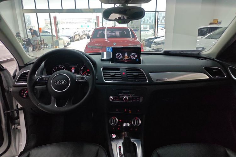 Audi Q3 2016 #10 Audi Q3 2016 car image #10