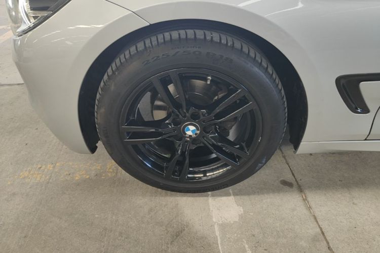 BMW 3 Series GT 2020 car image #9