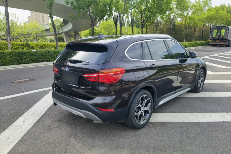 BMW X1 2018 #8 BMW X1 2018 car image #8