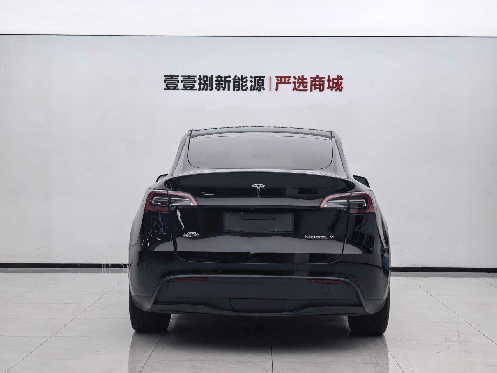 Tesla Model Y 2021 #3 Tesla Model Y 2021 car image #3