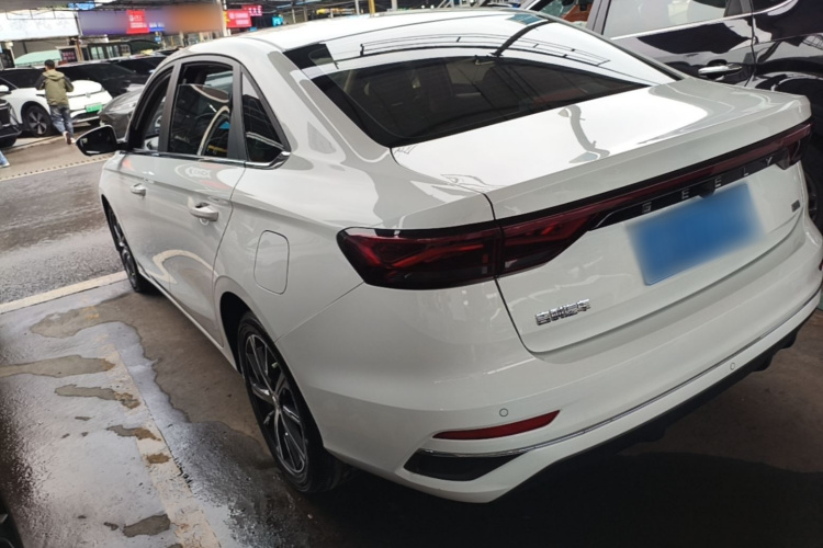 GEELY Emgrand 2023 car image #5