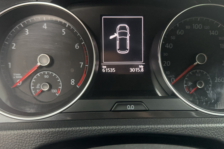 Volkswagen Golf 2019 imagen de coche #8