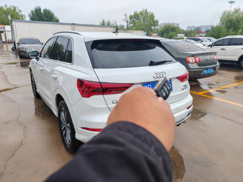 Audi Q3 2022 #3 Audi Q3 2022 изображение автомобиля #3