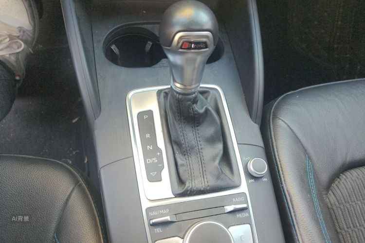 Audi A3 2019 car image #16