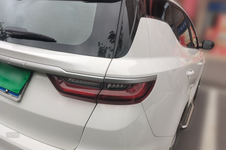 GEELY Vision X6 2020 image de voiture #7