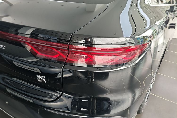 BYD Han 2024 #8 BYD Han 2024 car image #8