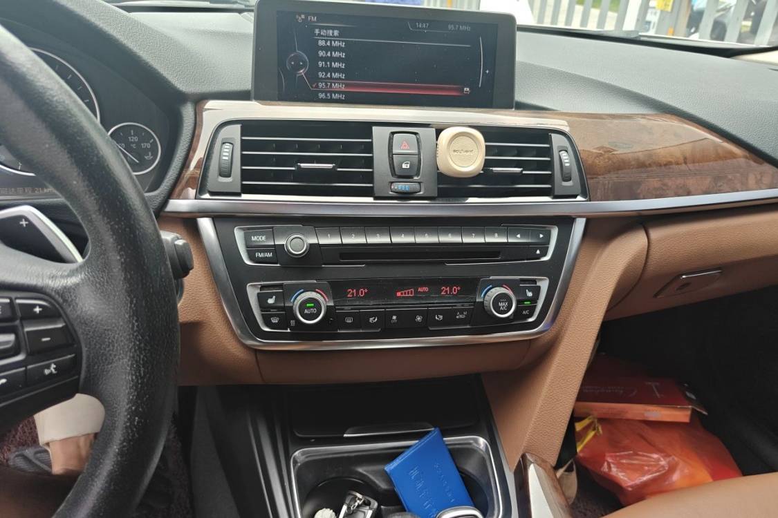 BMW 3 Series 2013 #26 BMW 3 Series 2013 car image #26