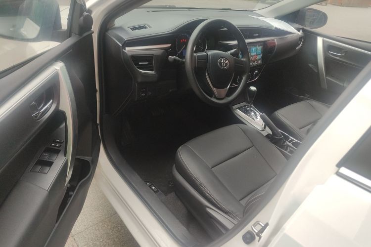 Toyota Corolla 2017 car image #16