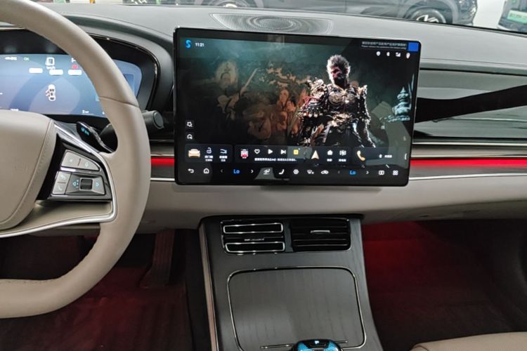 BYD Han 2025 car image #13