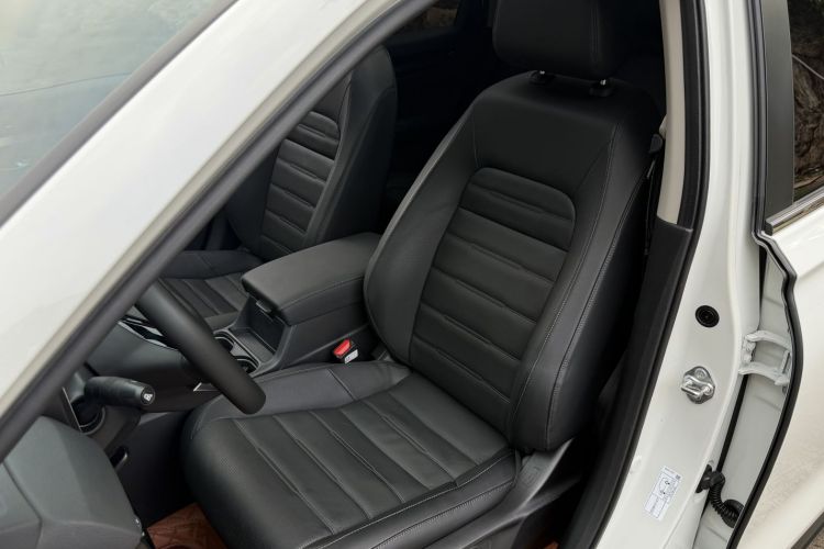 Honda CR-V 2023 car image #17