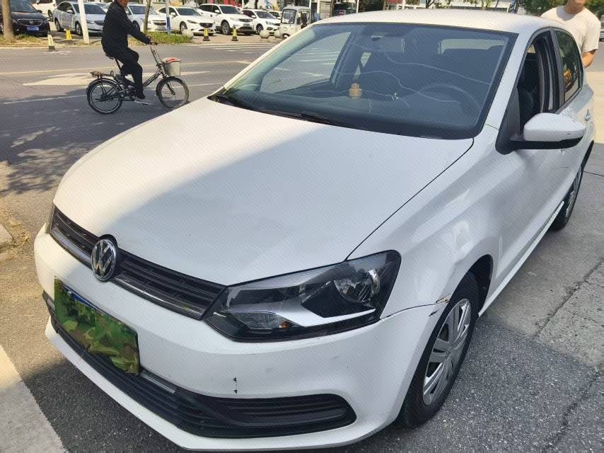 Volkswagen Polo 2016 Volkswagen Polo 2016 car image