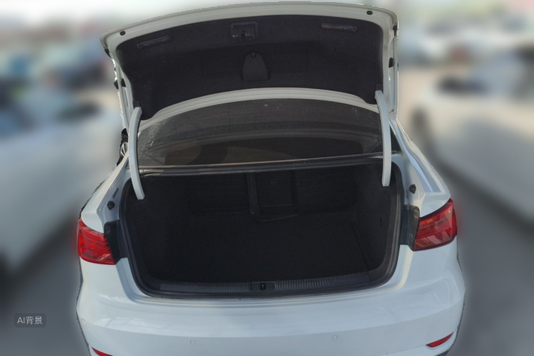 Audi A3 2018 car image #21