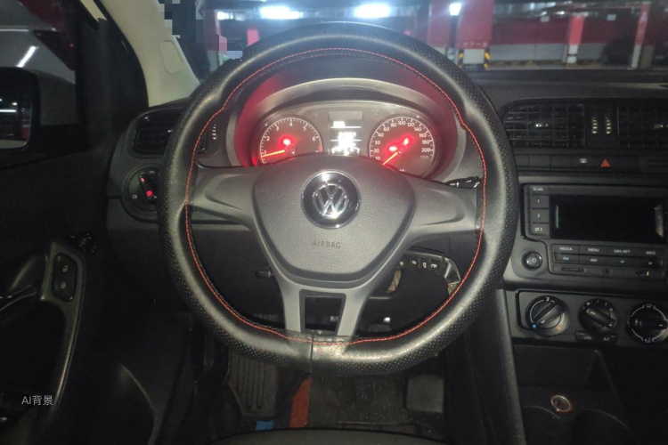Volkswagen Polo 2016 car image #12