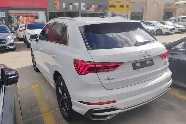 Audi Q3 2022 #5 Audi Q3 2022 car image #5