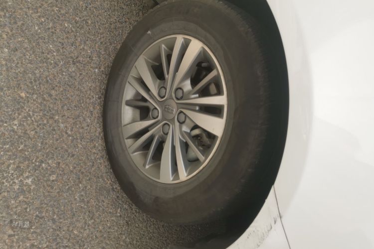 GEELY Emgrand 2018 #9 GEELY Emgrand 2018 car image #9