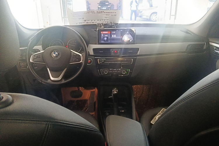 BMW X1 2018 #10 BMW X1 2018 car image #10