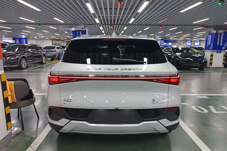 BYD Yuan Plus 2023 #6 BYD Yuan Plus 2023 car image #6