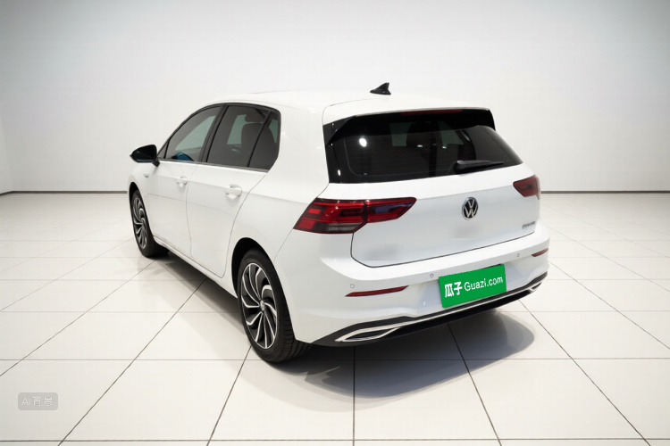 Volkswagen Golf 2023 #5 Volkswagen Golf 2023 car image #5