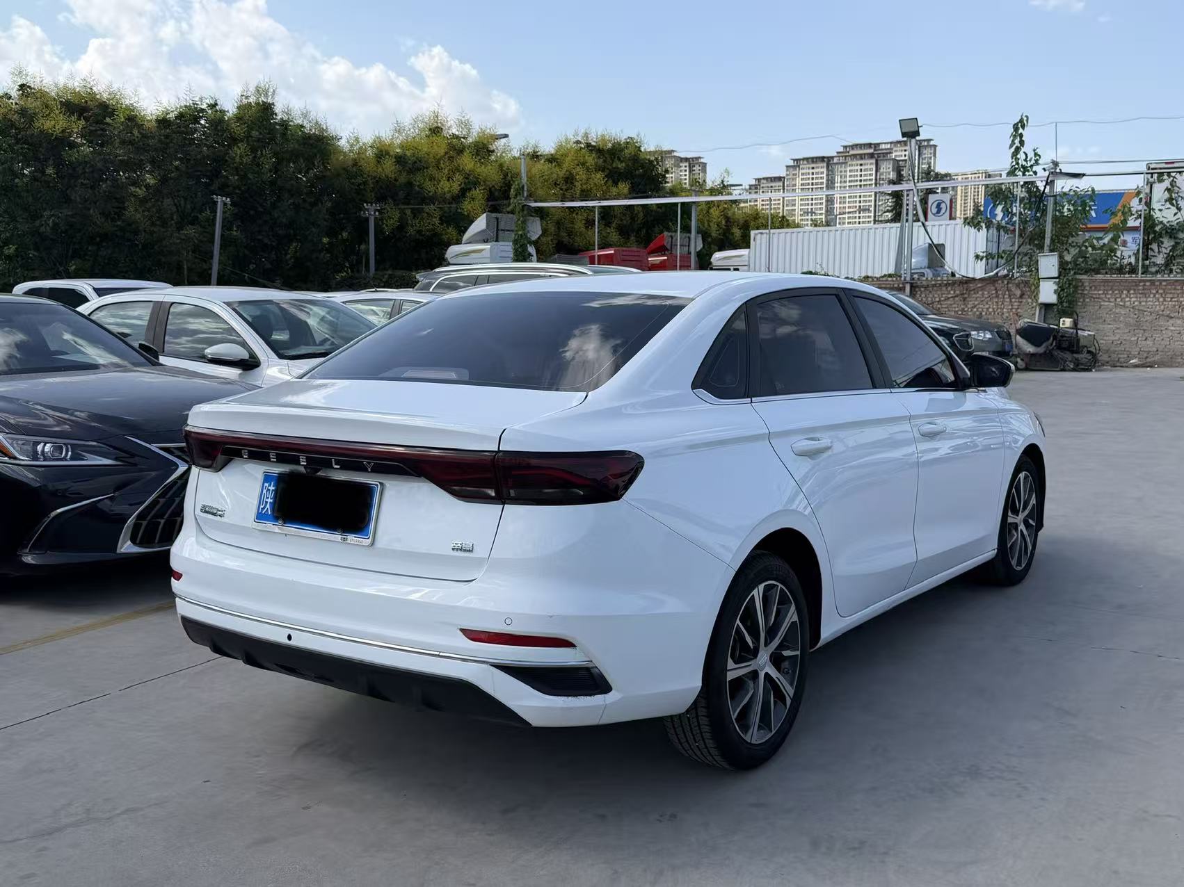 GEELY Emgrand 2023 #9 GEELY Emgrand 2023 car image #9