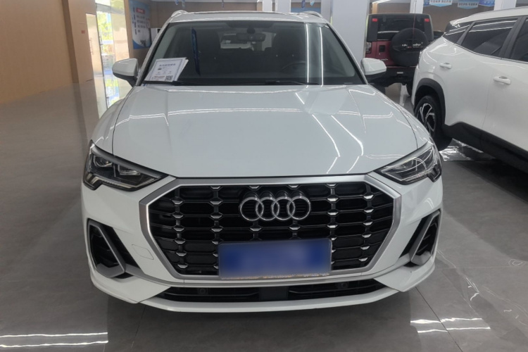 Audi Q3 2020 #3 Audi Q3 2020 car image #3