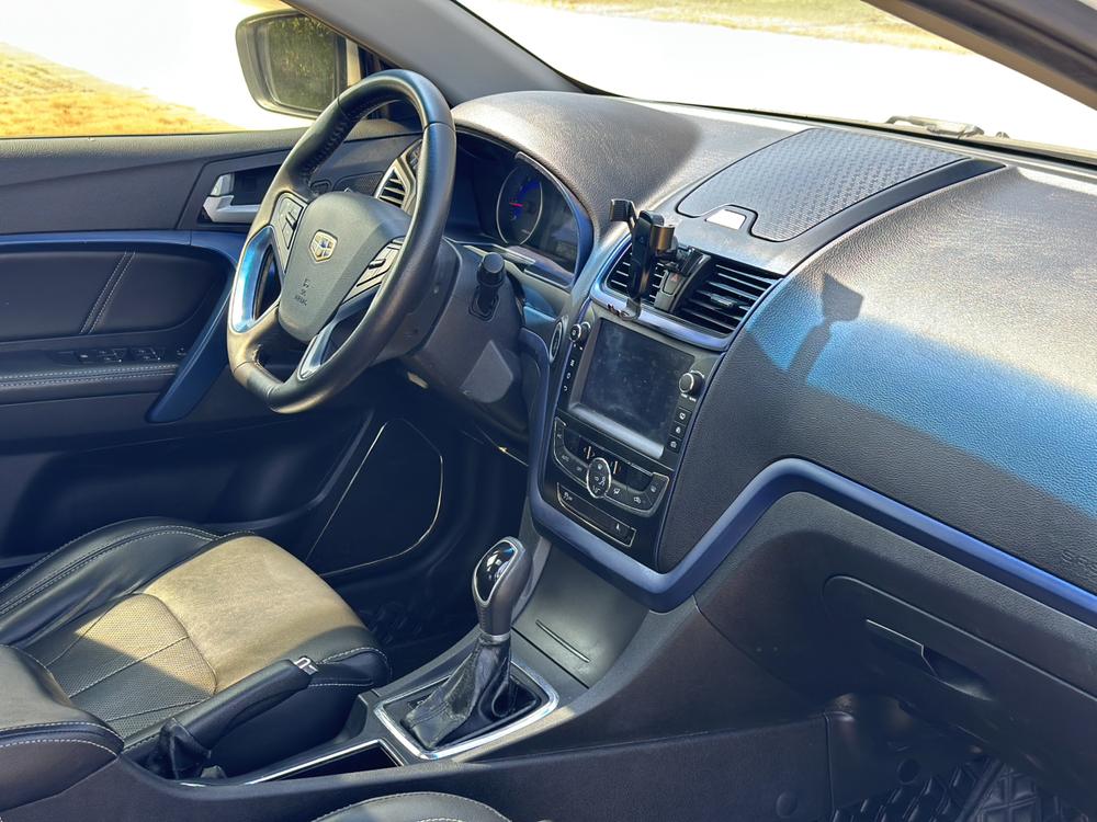 GEELY Emgrand 2016 car image #7