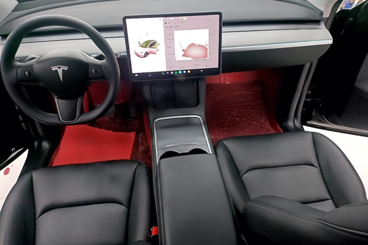 Tesla Model Y 2024 #11 Tesla Model Y 2024 car image #11
