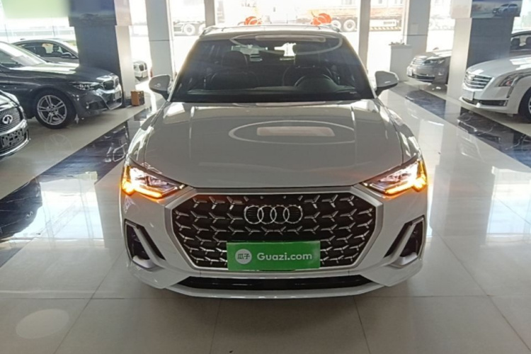 Audi Q3 2024 #3 Audi Q3 2024 car image #3